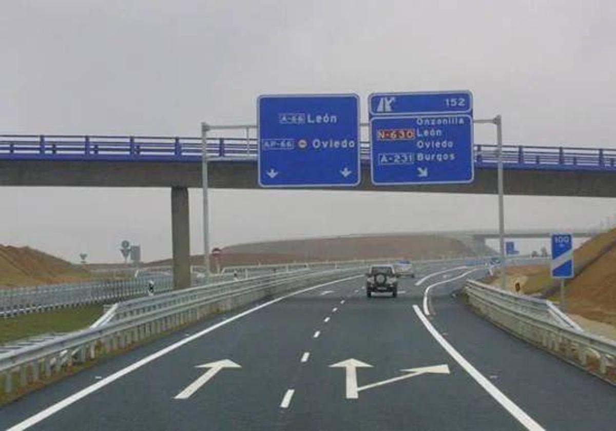 Las obras de la A-66 en La Virgen del Camino obligan a desviar el tráfico afectando a la autopista AP-66
