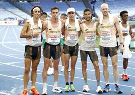 Jorge Blanco (I), al acabar la prueba de medio maratón.