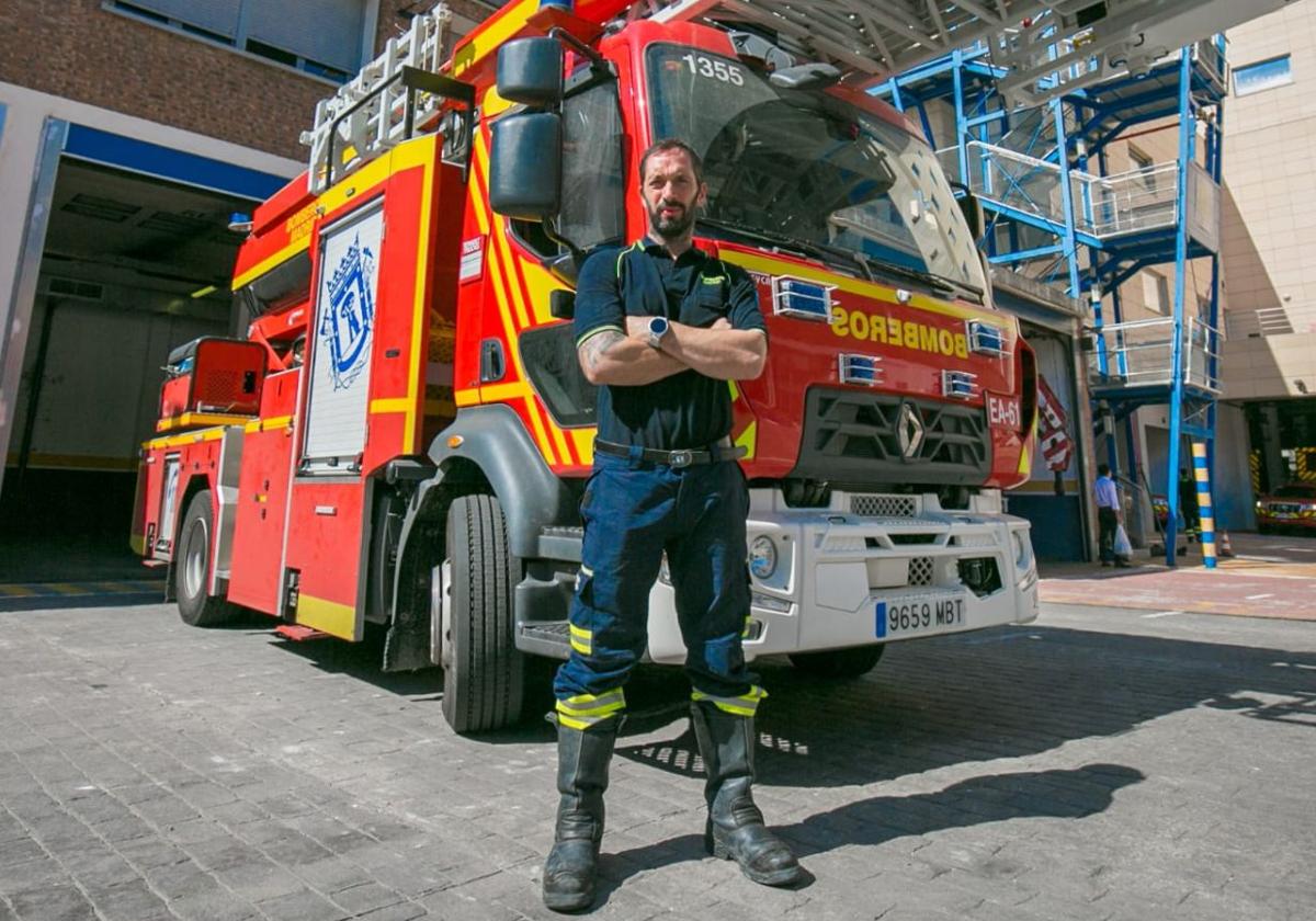 Sergio Tubío, bombero en el Ayuntamiento de Madrid.