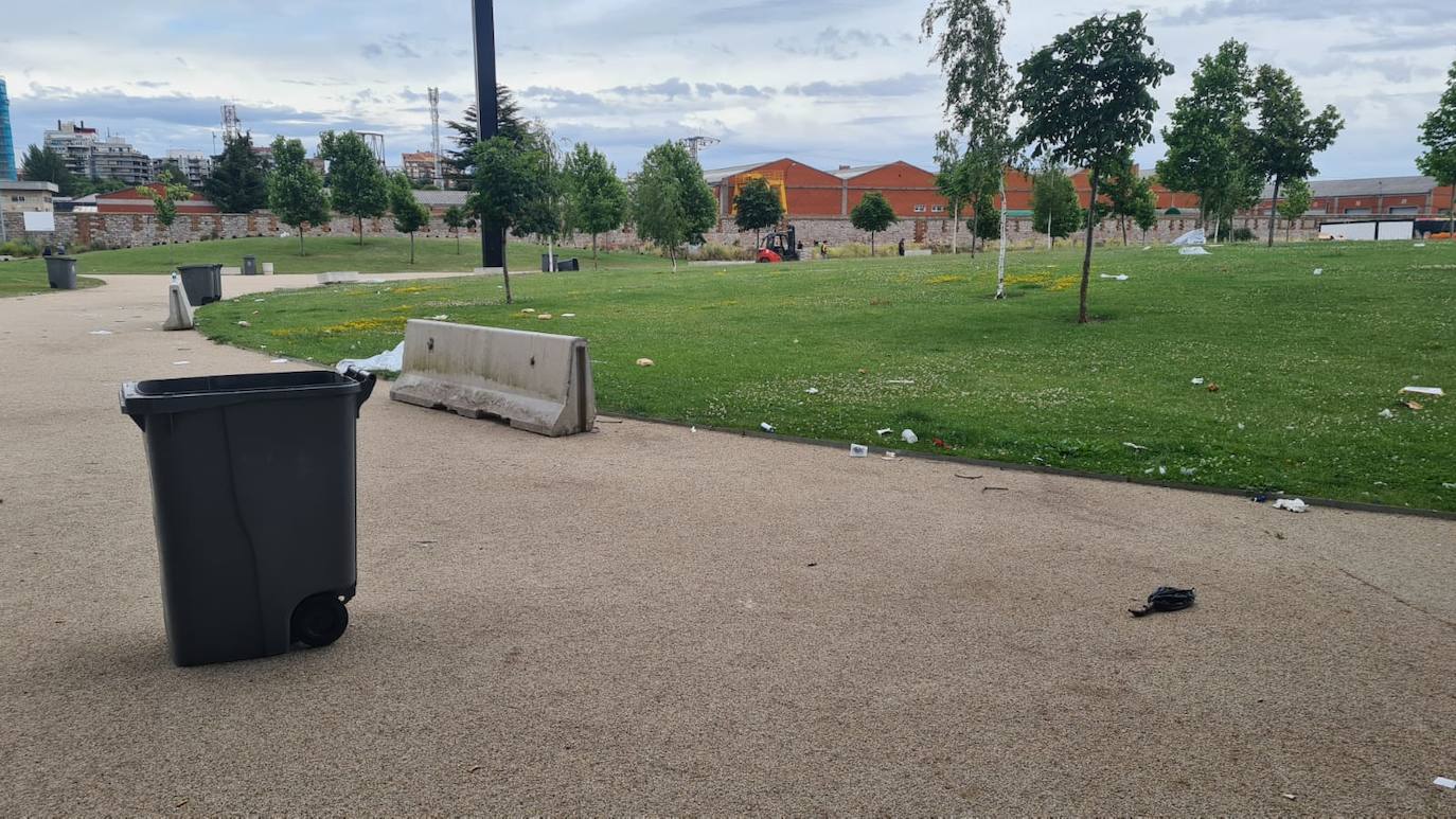 Basura tras el Monoloco Fest en León