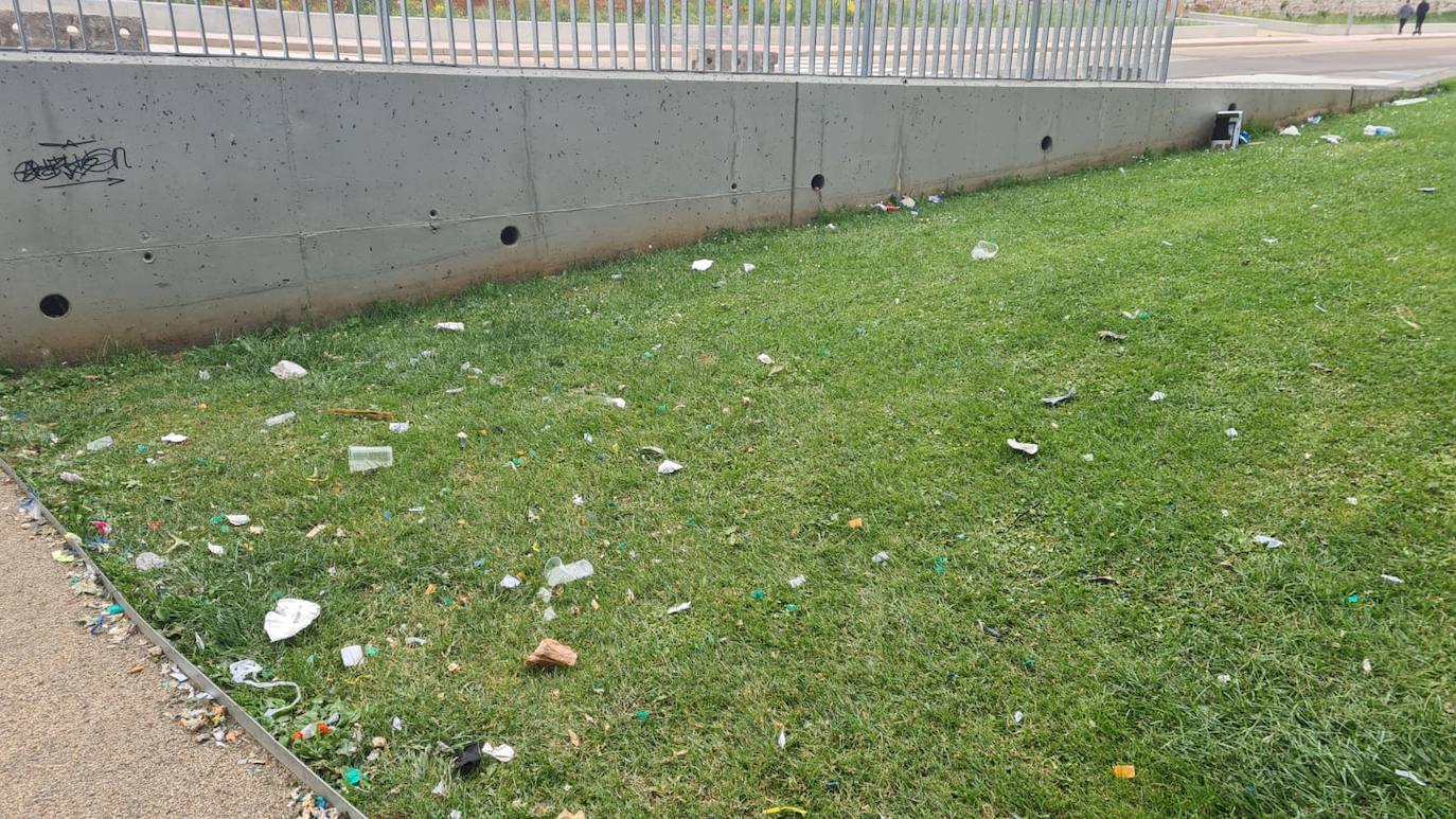 Basura tras el Monoloco Fest en León