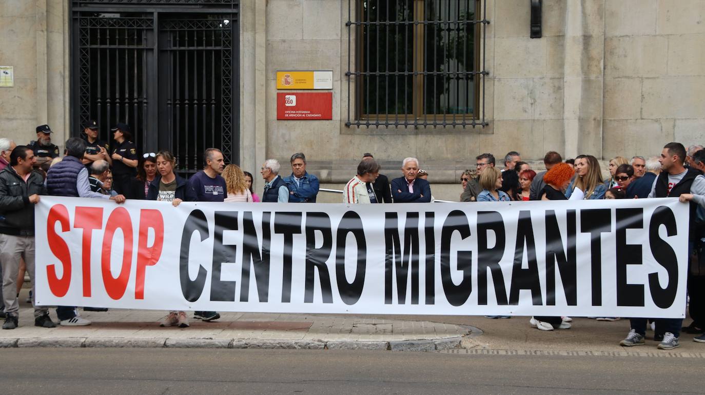 Segunda concentración por la apertura del Chalé del Pozo