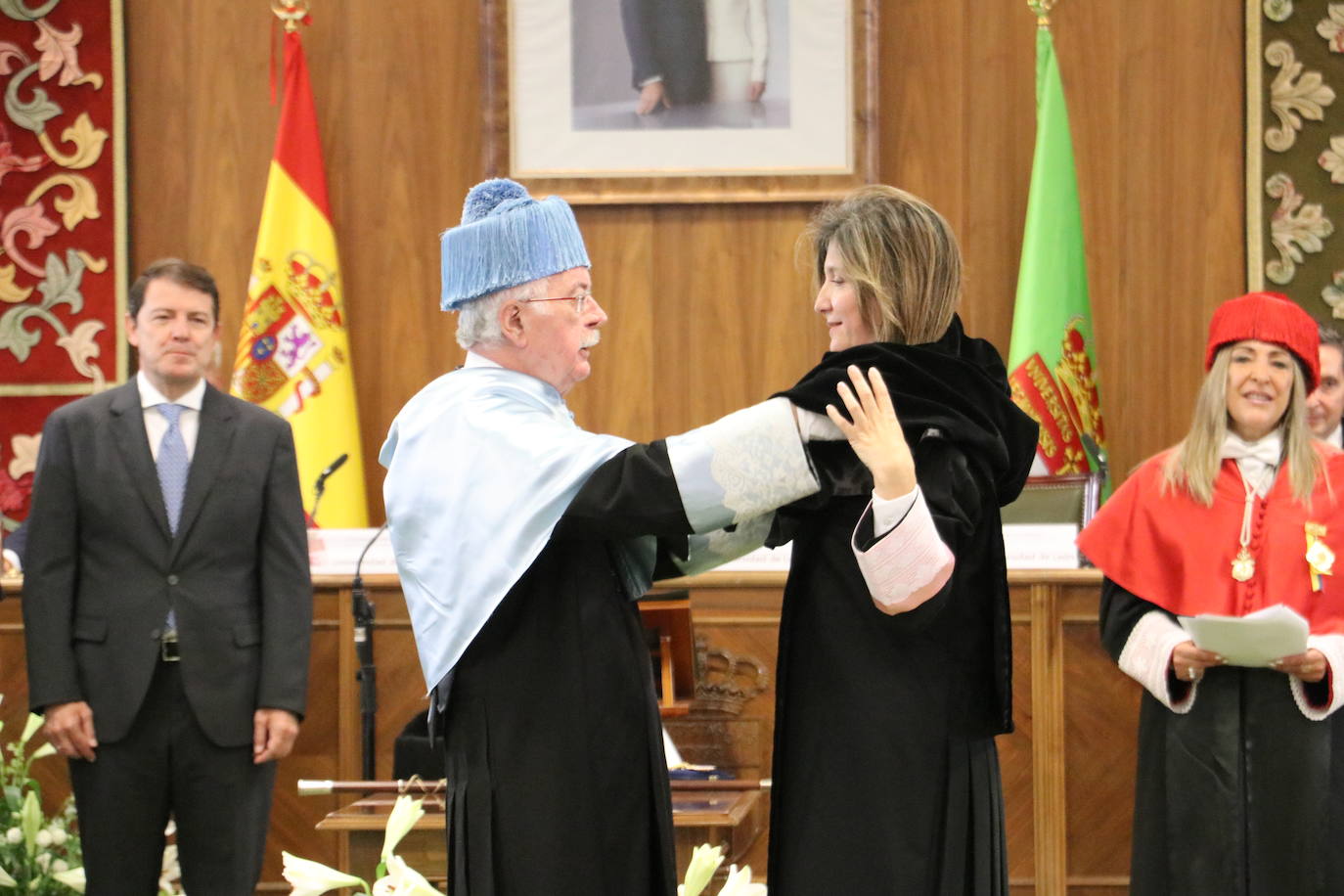 Nuria González ya es rectora de la ULE