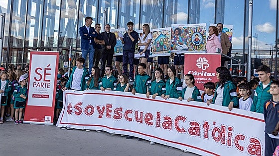 La III Marcha Solidaria recauda 10.000 euros para las familias más necesitadas