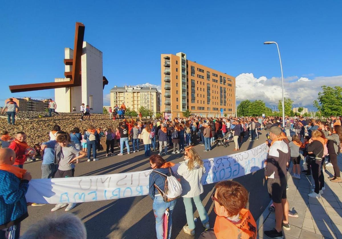 Concentración de los vecinos de La Lastra.