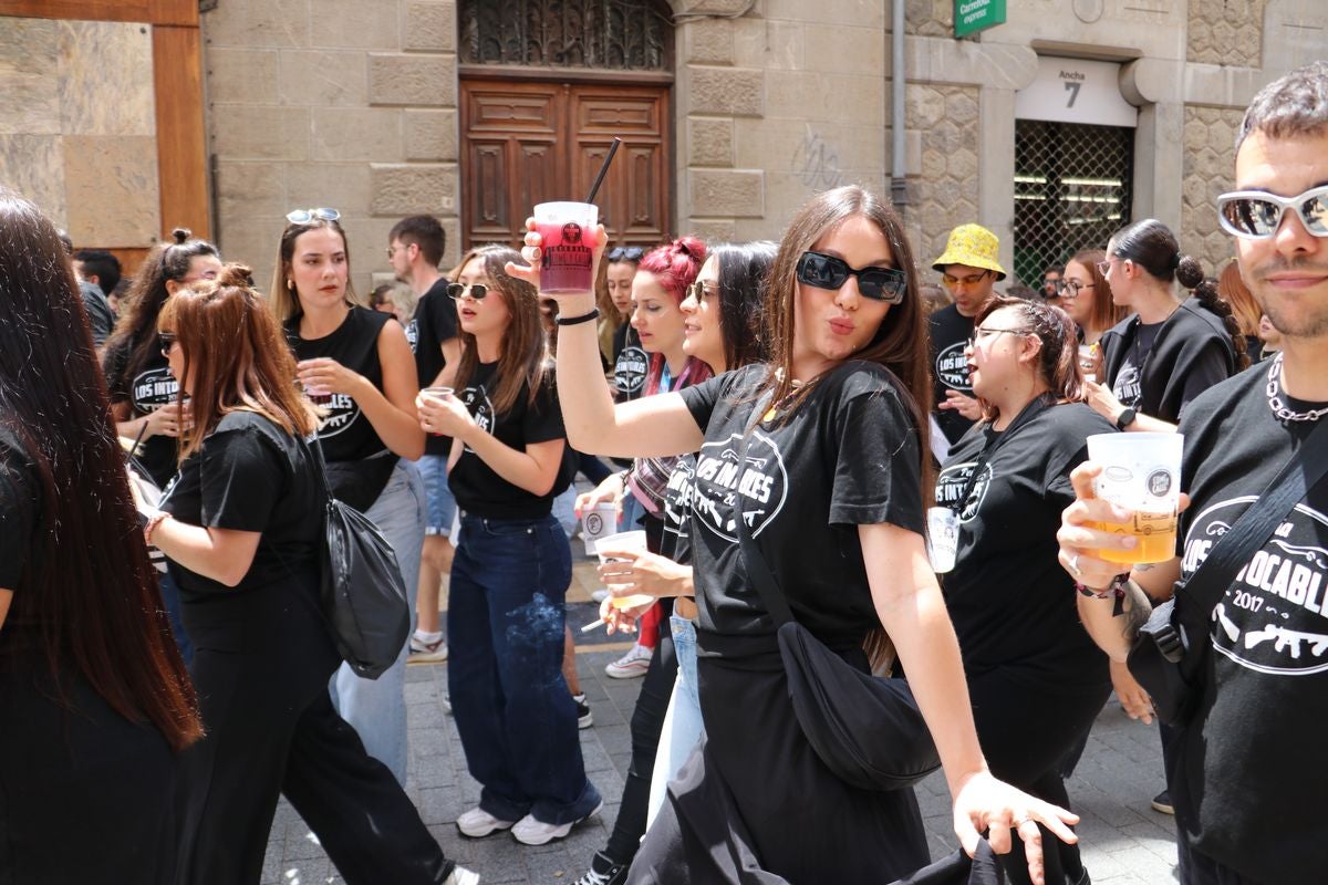 Las mejores imágenes del desfile de peñas en León