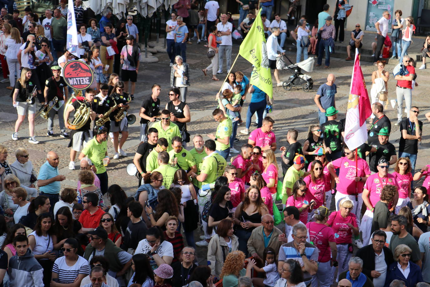 La Cultural de Baloncesto da el pregón de las fiestas de León