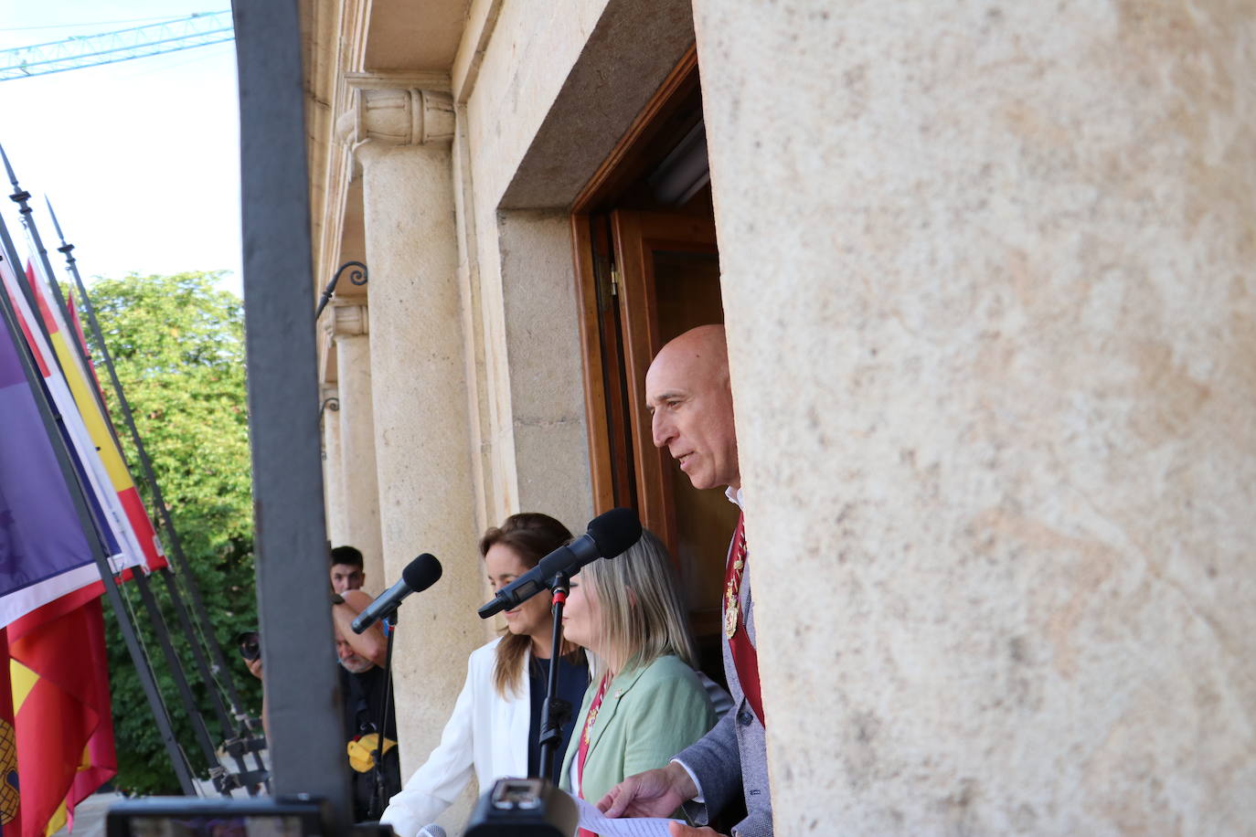 La Cultural de Baloncesto da el pregón de las fiestas de León