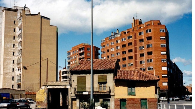 Imagen antes - La desaparición del Rollo de Santa Ana