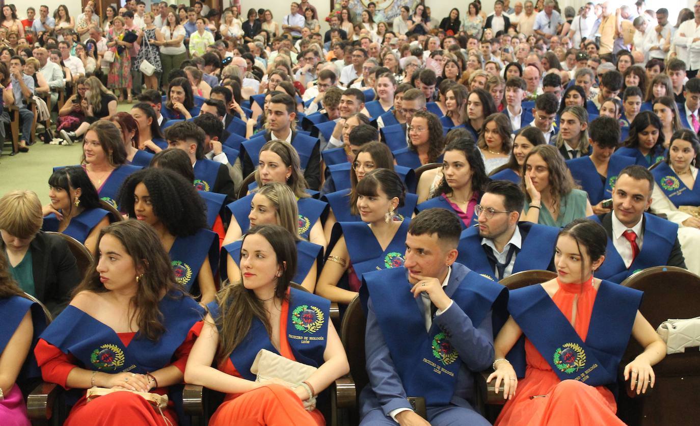 Graduación de Biología en la Universidad de León