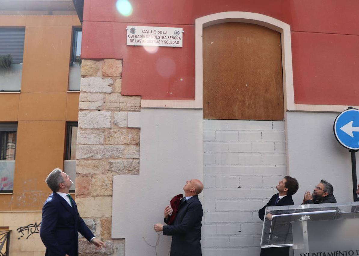 Imagen secundaria 1 - Esta es la efímera calle con el nombre más largo del callejero leonés