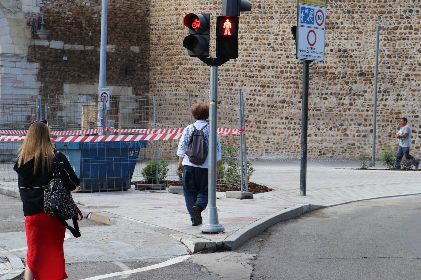 Nueva zona peatonal en el Espolón