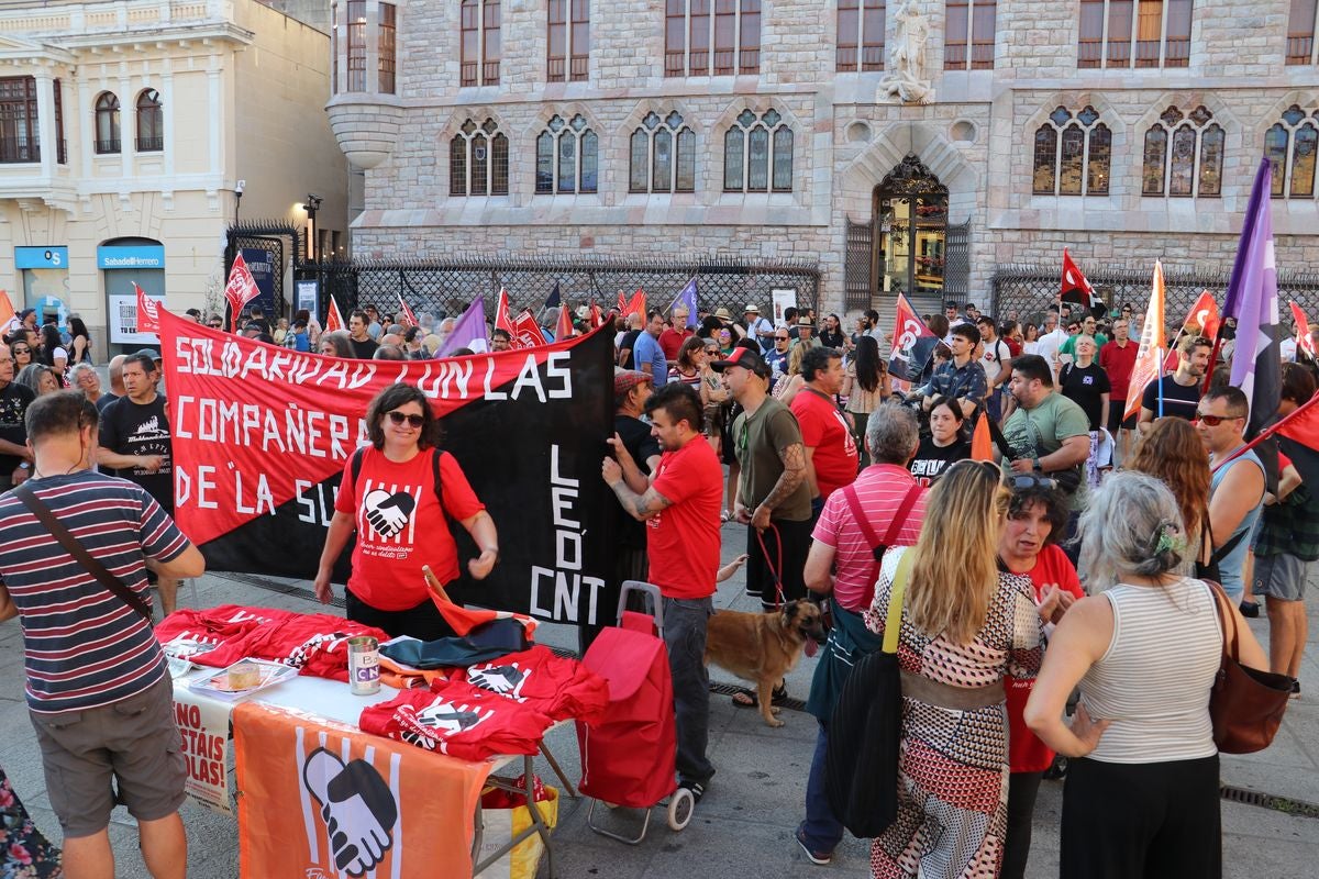 Concentración en apoyo a &#039;Las seis de La Suiza&#039;