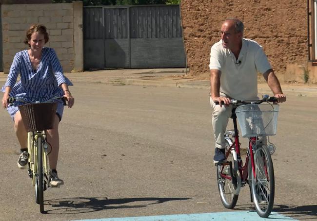 Pedaleando con Isidro Del Ganso, alcalde de Laguna de Negrillos.