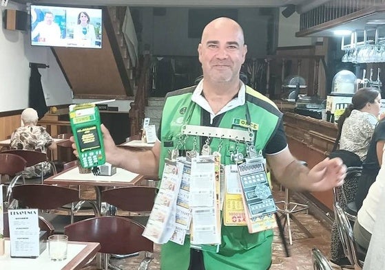 Vendedor de rasca de la Once.