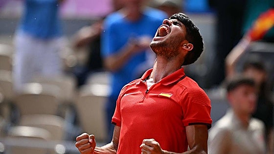 Alcaraz se mete en semifinales y ya roza las medallas