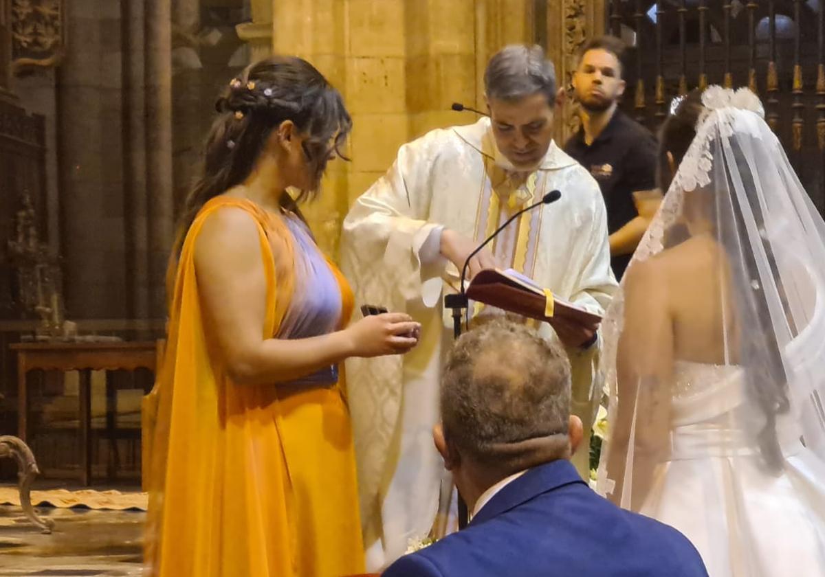 Imagen de una boda celebrada en el interior de la Catedral.