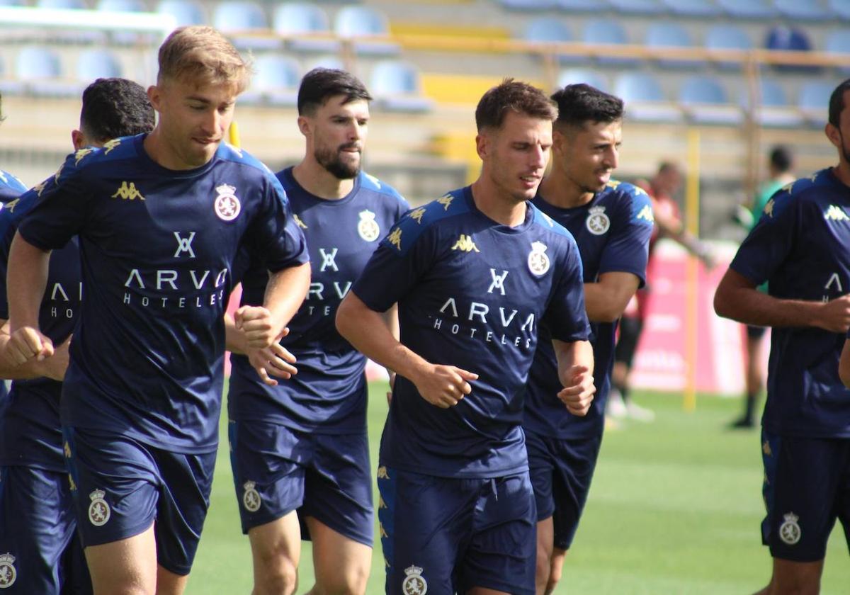 La primera plantilla de la Cultural en su primer entrenamiento de pretemporada.