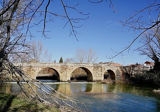 Restauración del Puente Canto de Sahagún.