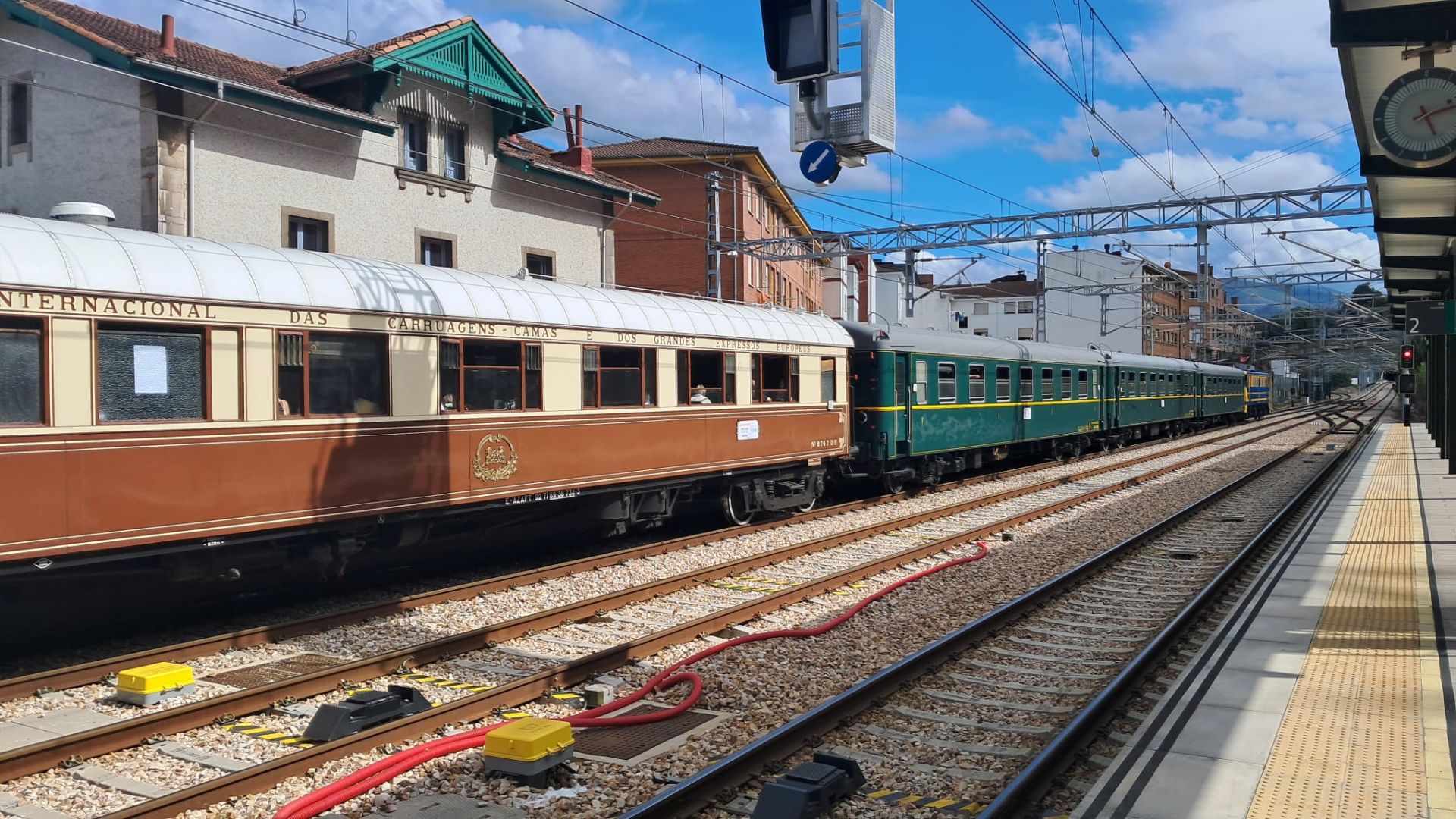 Viaje en tren histórico por la rampa de Pajares