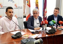 Presentación del Festival Supersónica de Valencia de Don Juan (León) con la presencia del delegado territorial, Eduardo Diego; del concejal de Ferías, Ángel Muñoz y del organizador del Festival, David Díez.