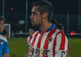 Espi, en un partido con el Atlético Bembibre.