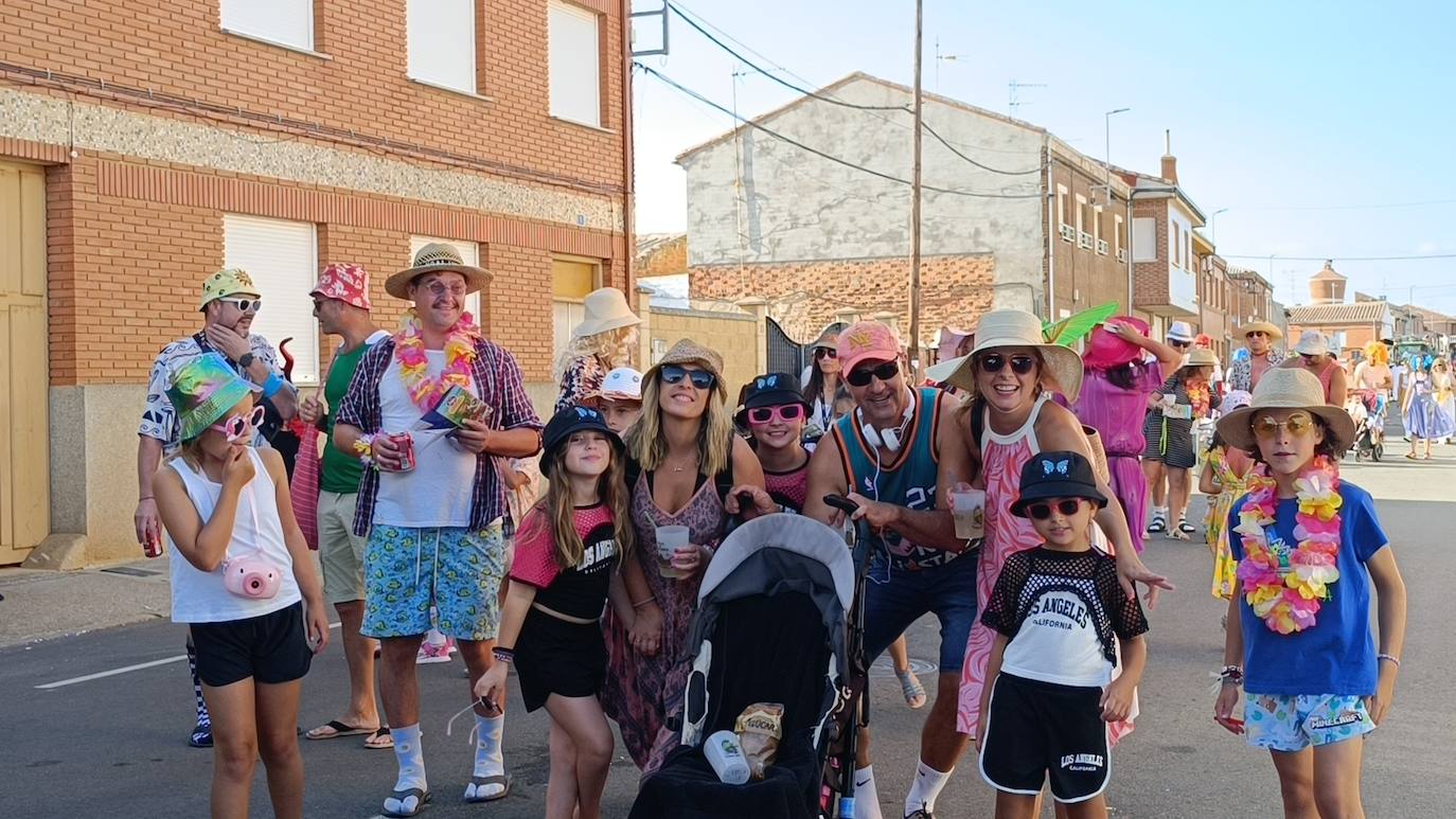 Carnaval de verano en Laguna de Negrillos