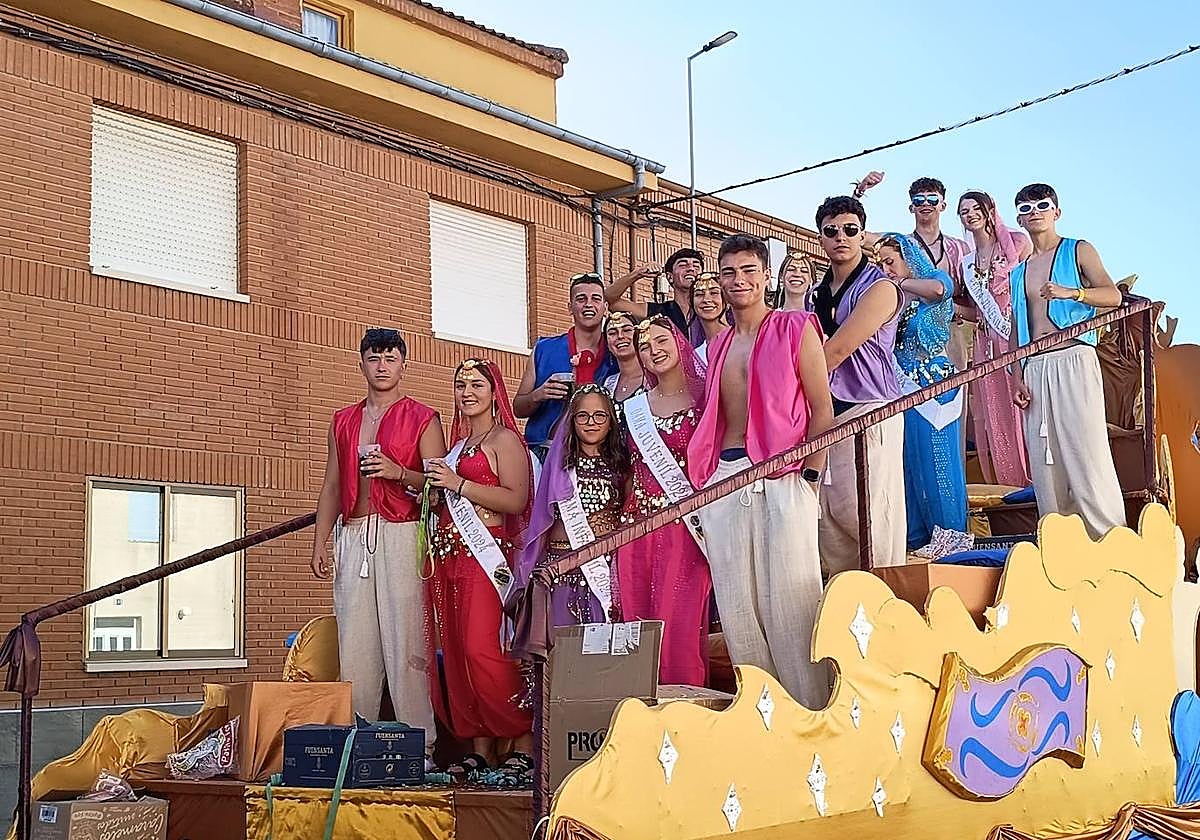 Carnaval de verano en Laguna de Negrillos