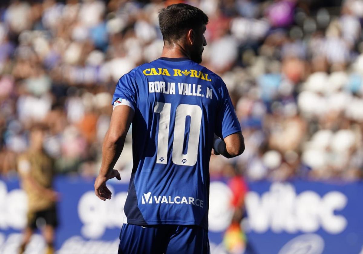 Borja Valle, en el partido ante la Real Sociedad B.