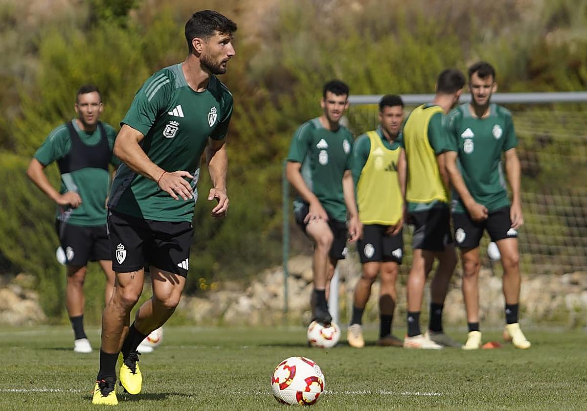 Borja Valle, en un entrenamiento de la Deportiva.