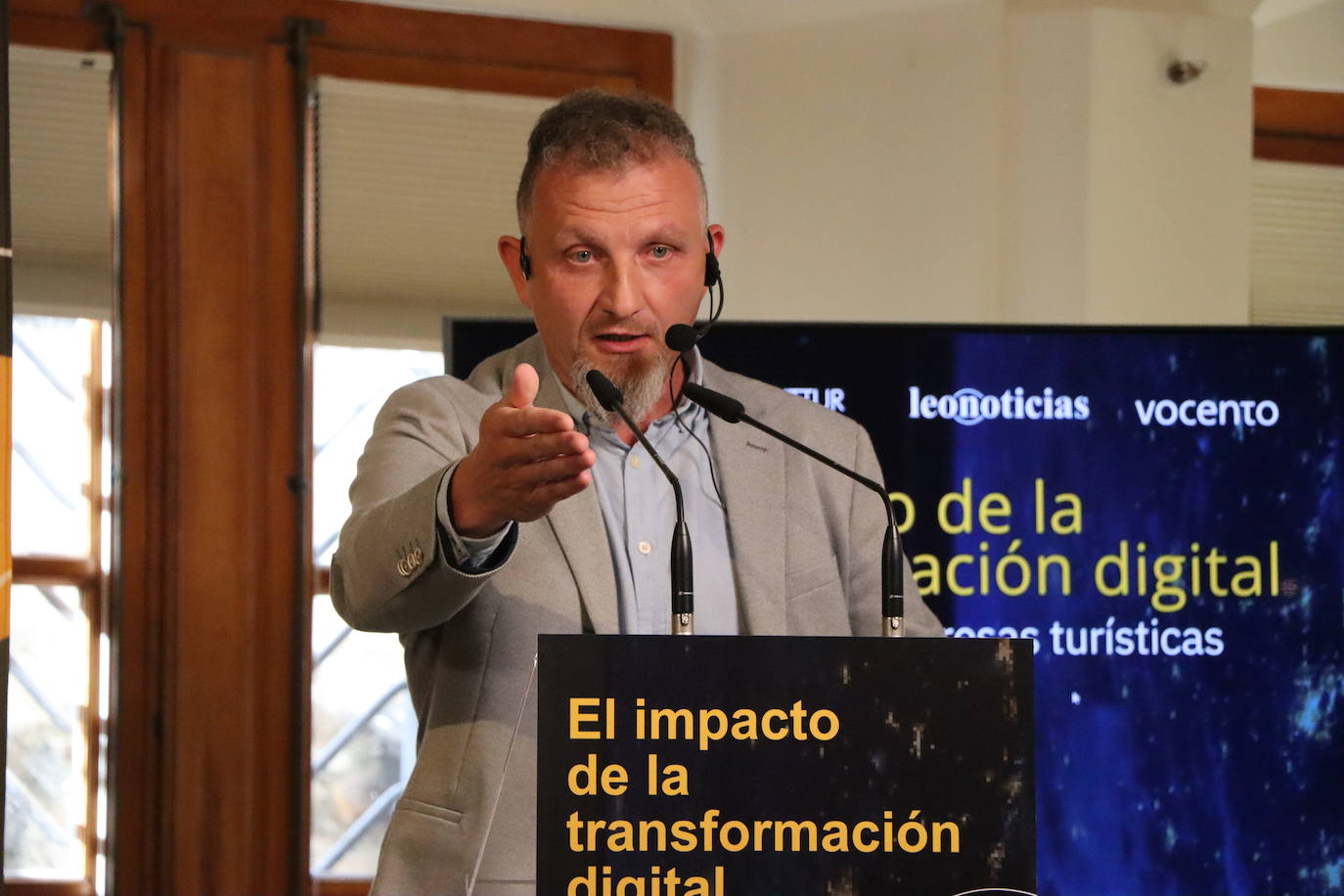 Foro sobre la transformación digital en el turismo