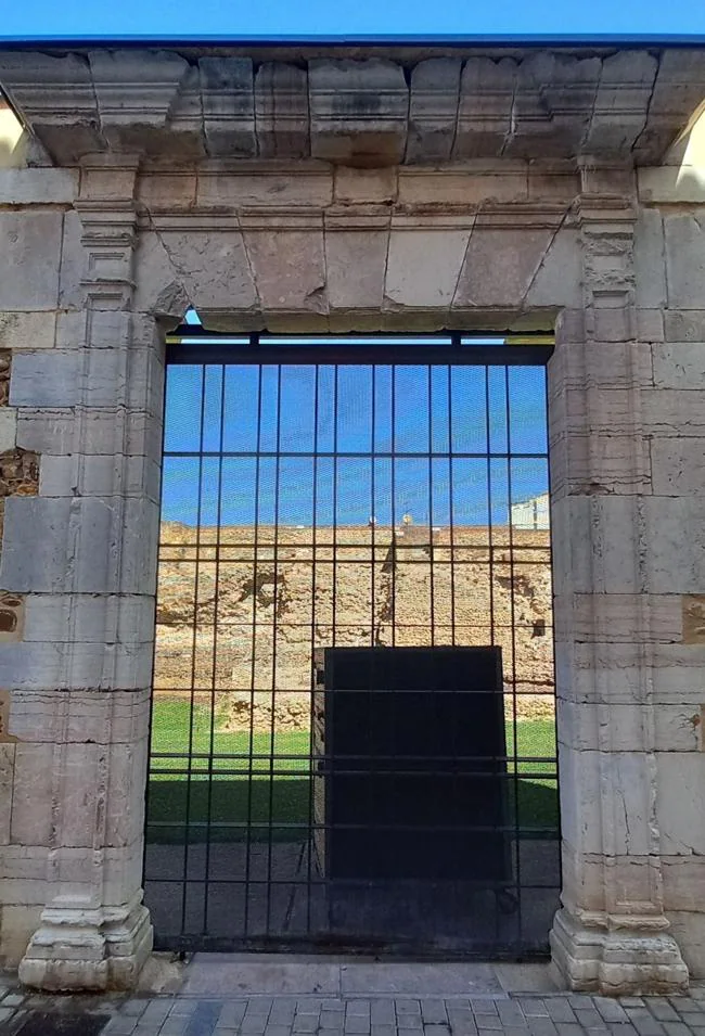 Únicos restos de la antigua Iglesia de Santa Marina la Real. 2024.