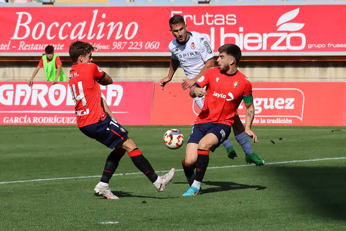 Las imágenes del Cultural-Osasuna Promesas