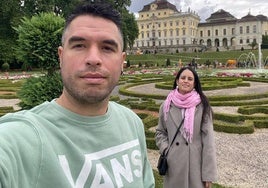 Dani y Eli, en el Palacio de Ludwigsburg.