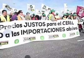 Protesta en el puerto de Santander.