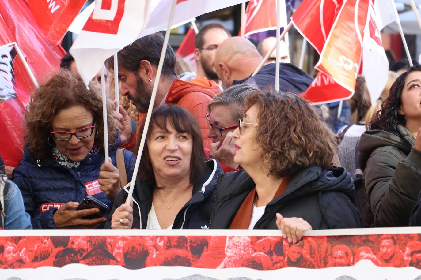 UGT y CCOO se manifiestan para reducir la jornada laboral