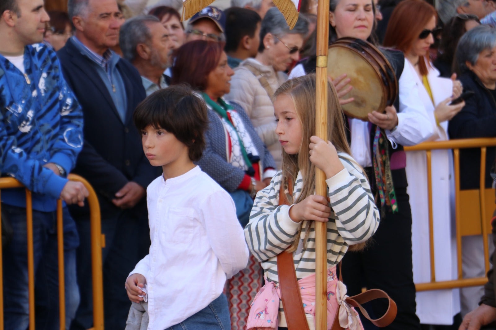 Todas las imágenes del desfile y concentración de pendones por San Froilán