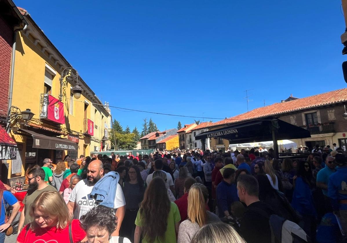 Las calles del centro de León, llenas de gente por San Froilán.