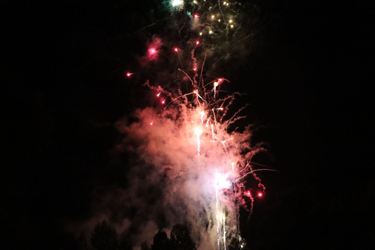 San Froilán disfruta de sus fuegos artificiales