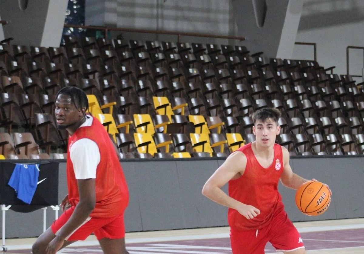 Una acción de entrenamiento en el Palacio de los Deportes