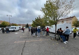 Los comerciantes no han montado sus puestos en San Pedro.