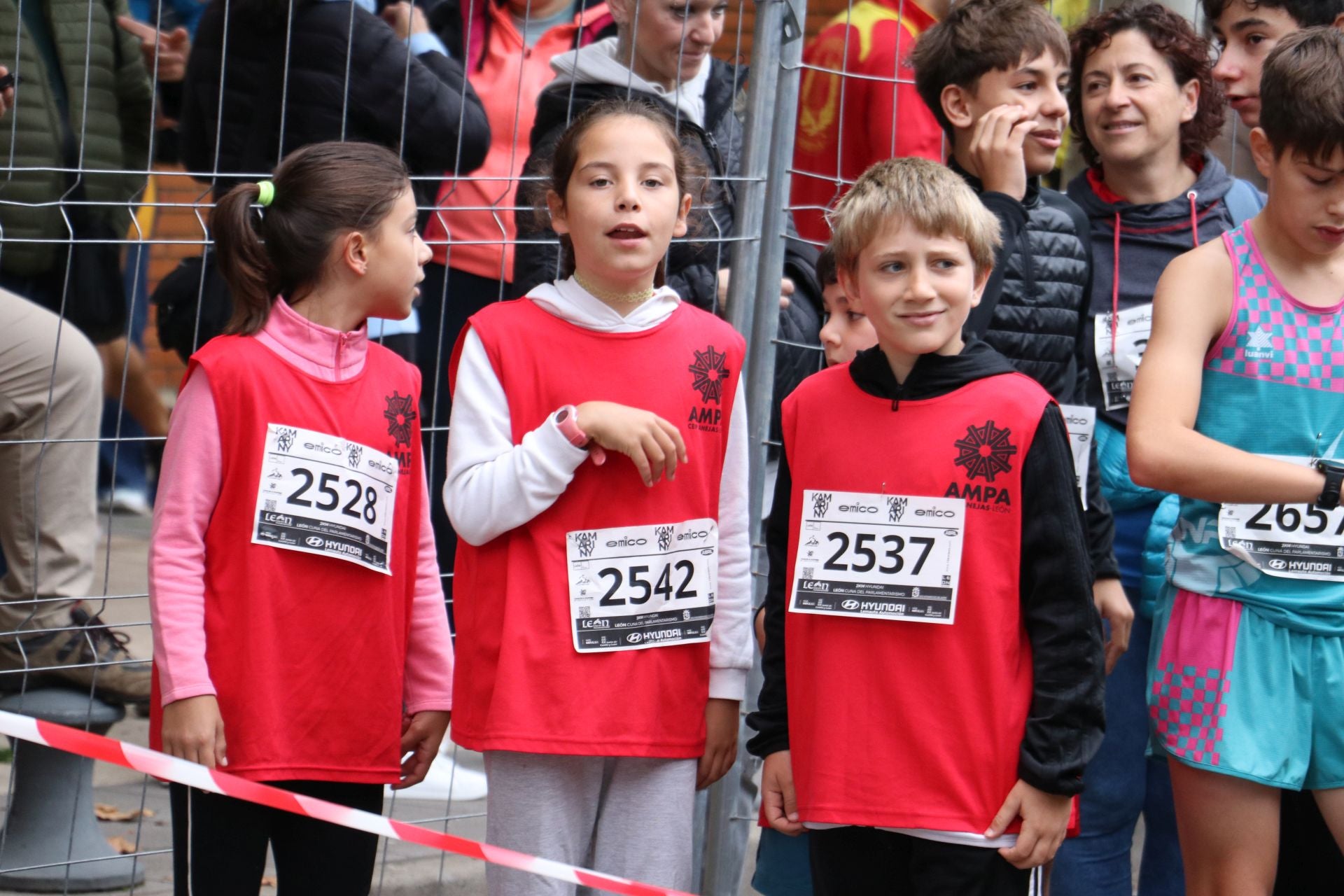 Las méjores imágenes de la carrera popular de los &#039;10 kilómetros Ciudad de León&#039;