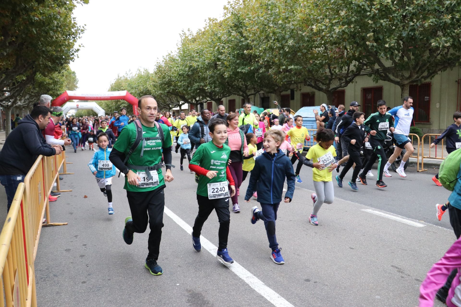 Las méjores imágenes de la carrera popular de los &#039;10 kilómetros Ciudad de León&#039;