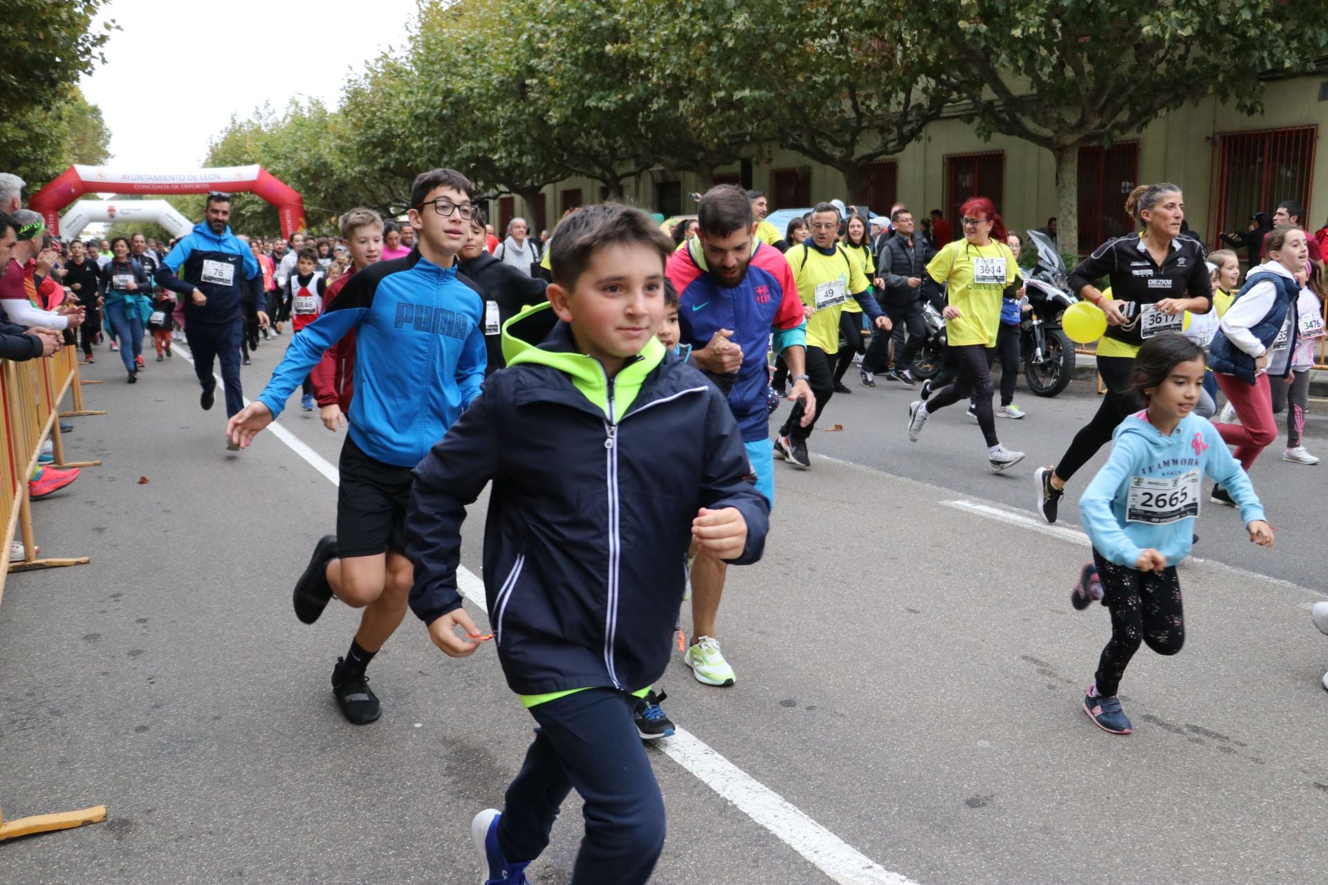 Las méjores imágenes de la carrera popular de los &#039;10 kilómetros Ciudad de León&#039;