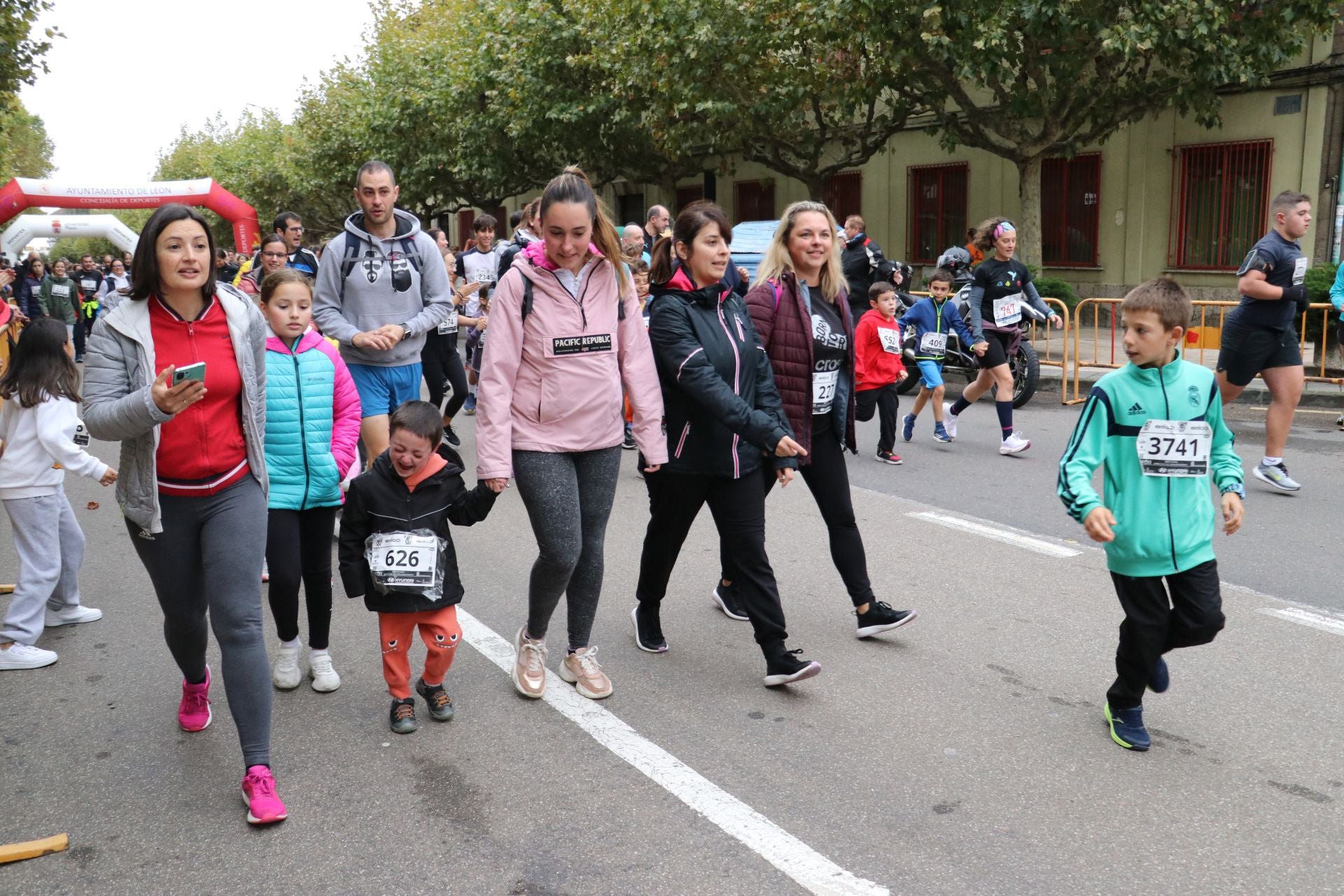 Las méjores imágenes de la carrera popular de los &#039;10 kilómetros Ciudad de León&#039;