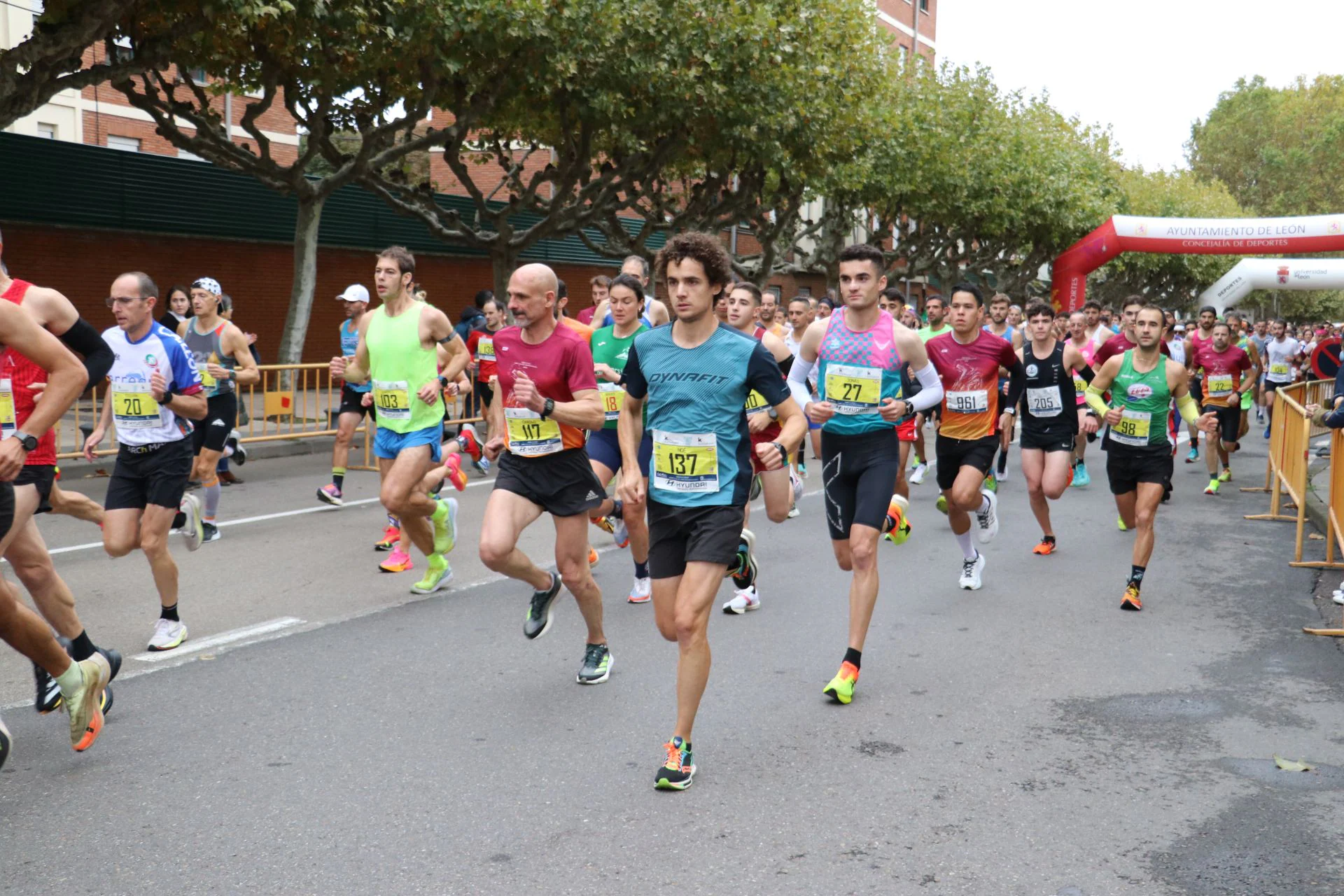 Salida de los &#039;10 kilómetros Ciudad de León&#039;