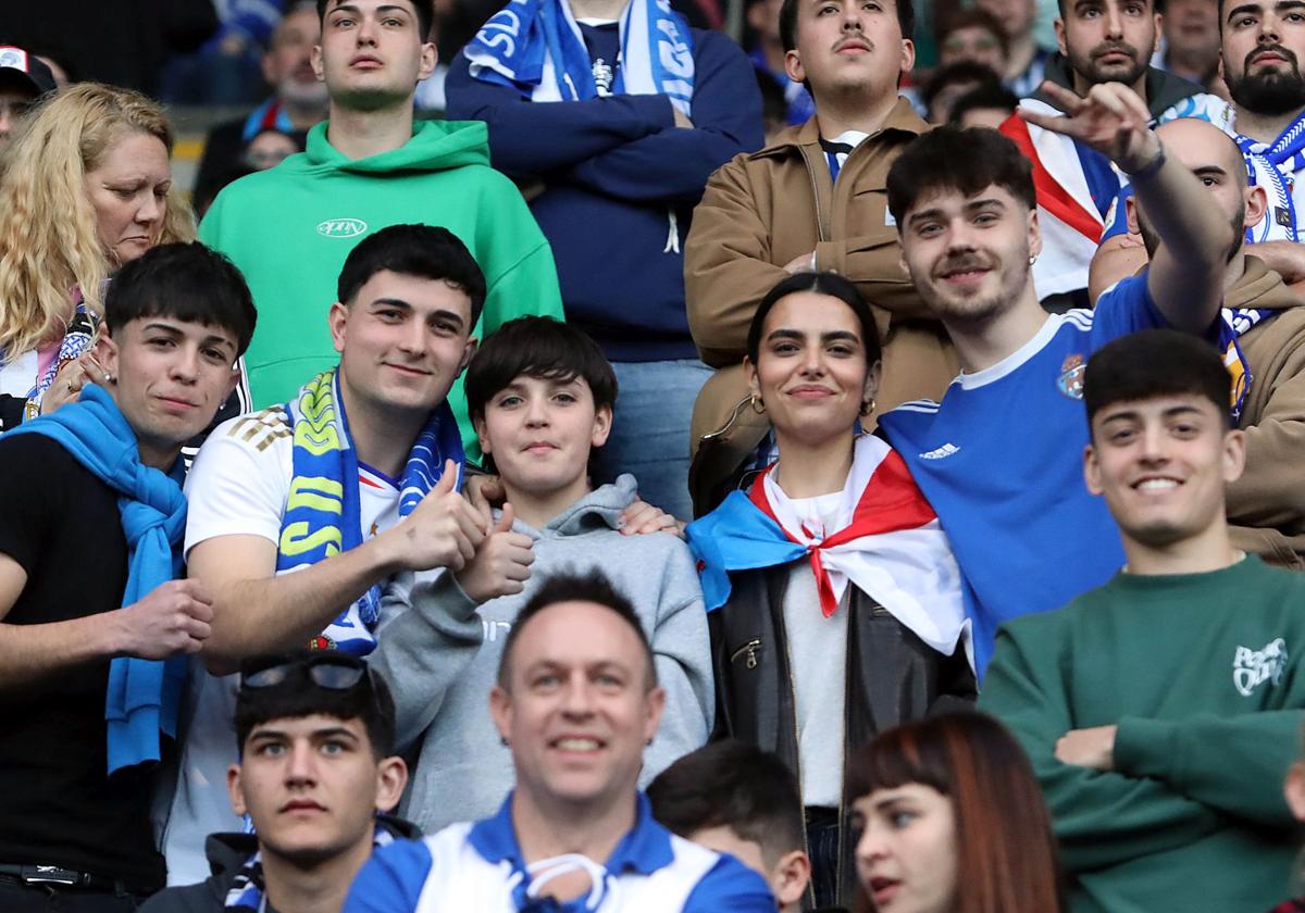 Aficionados de la Deportiva en el Reino de León la pasada temporada.