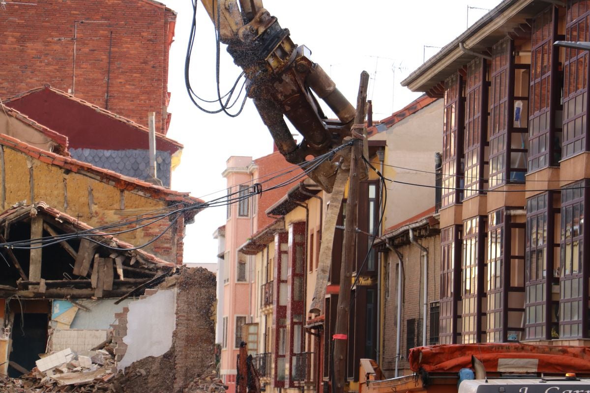 Comienza la demolición de las viviendas de la ronda interior