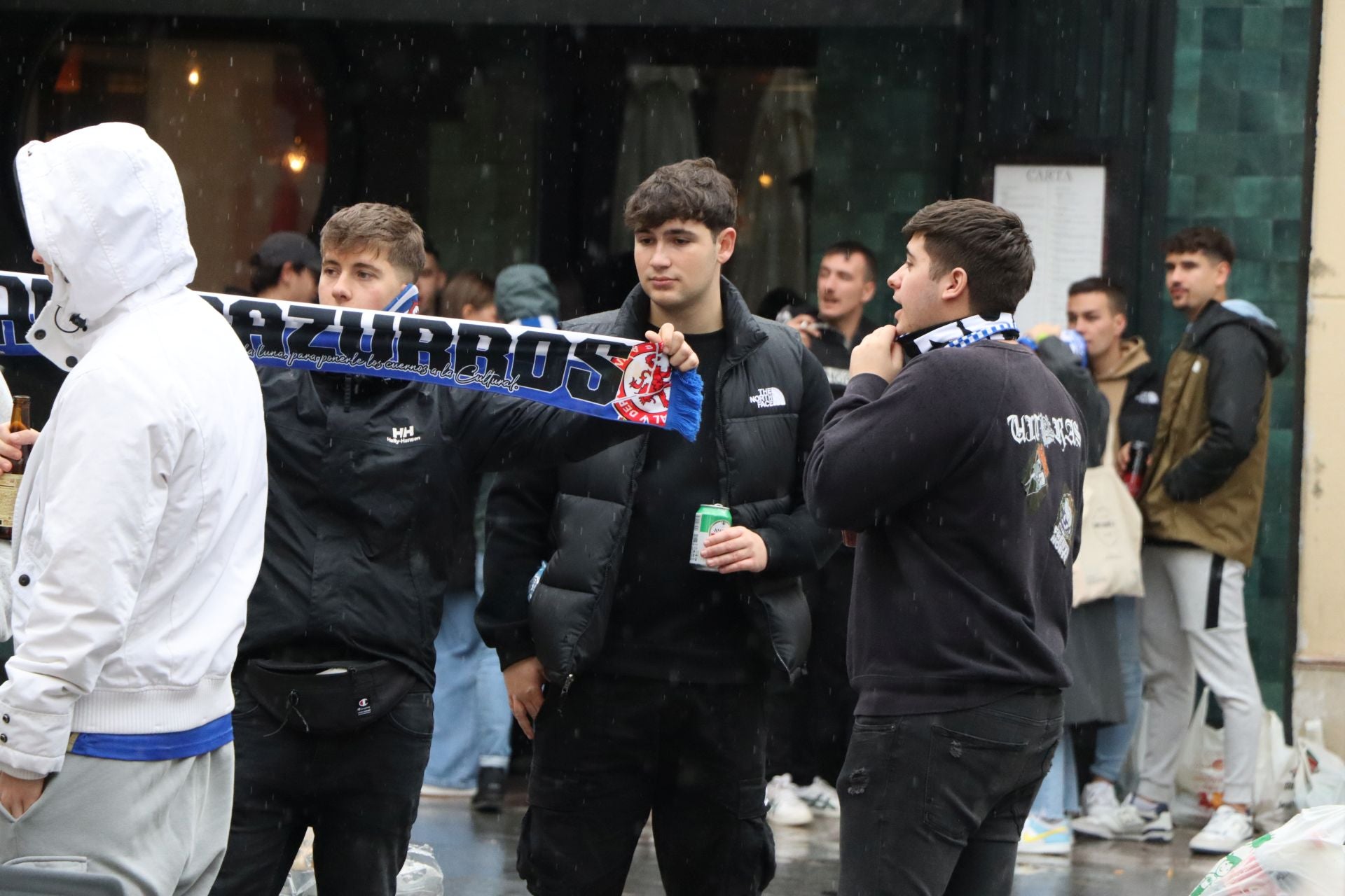 Las mejores imágenes del ambiente previo al derbi entre Cultural y Ponferradina