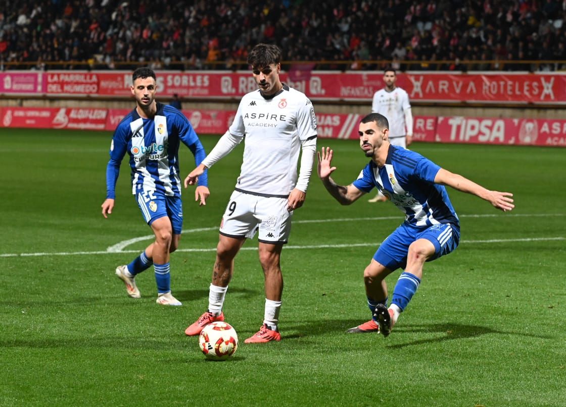 Las mejores imágenes del derbi entre Cultural y Ponferradina